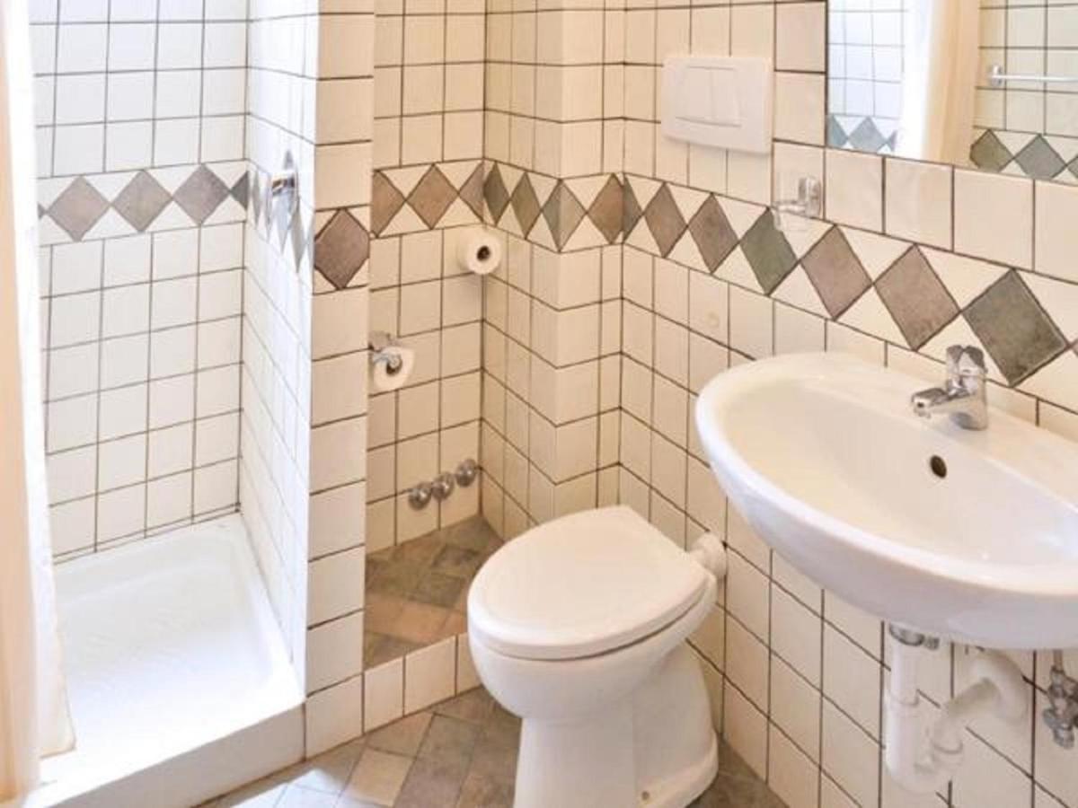 Gianni House Backpackers Hostel Джардини-Наксос Экстерьер фото