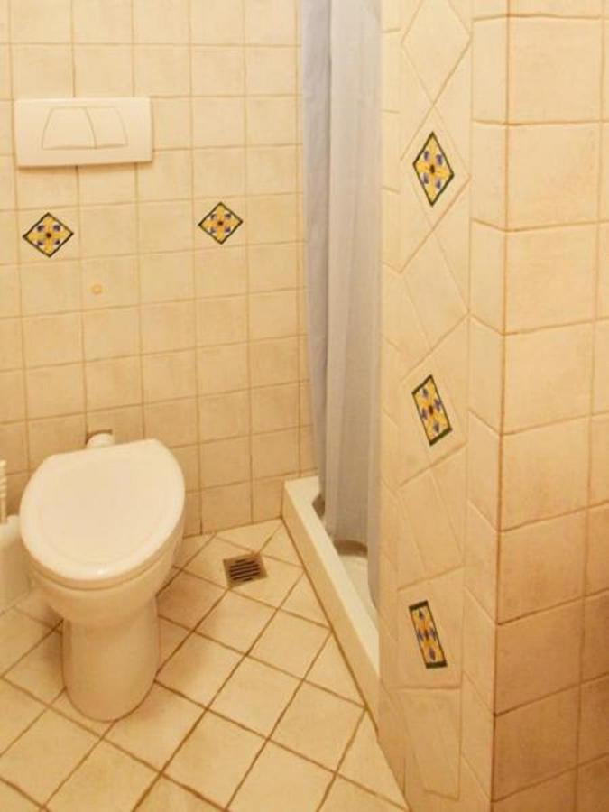 Gianni House Backpackers Hostel Джардини-Наксос Экстерьер фото